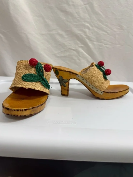 Italian Handmade Vintage Platform Sandals from 1950-60’s - Picture 1 of 8